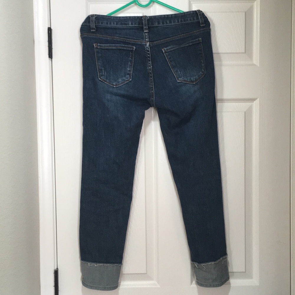 Distressed Cropped Jeans - Picture 2 of 3